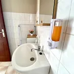 Akacvirag Vendeghaz * Sarud