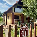 Akacvirag Vendeghaz Sarud