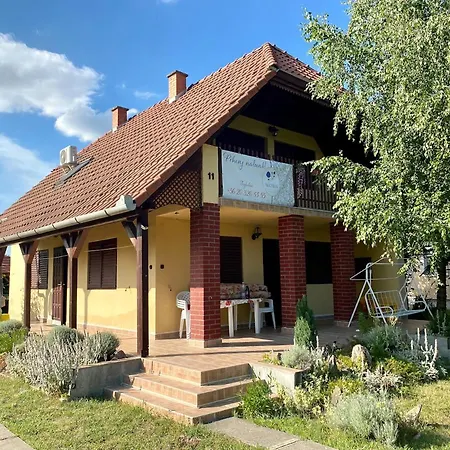 Akácvirág Nyaraló
