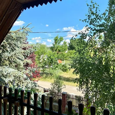 Akacvirag Vendeghaz Case de vacanță