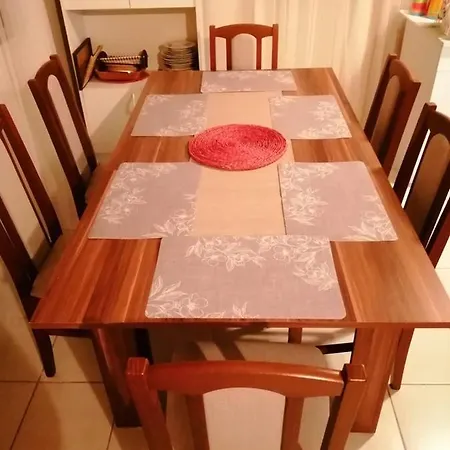 Akacvirag Vendeghaz Case de vacanță