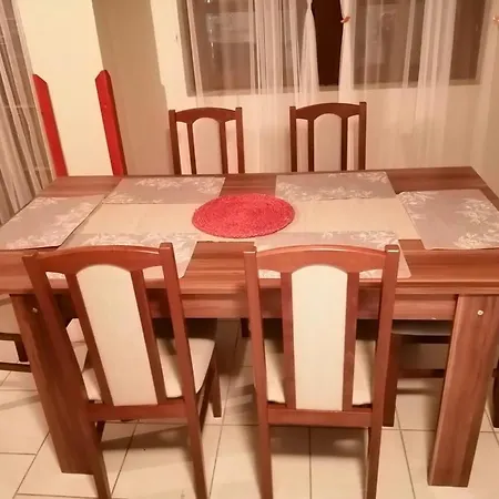 Akácvirág Sarud