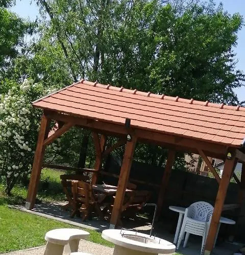 Hébergement de vacances Akácvirág