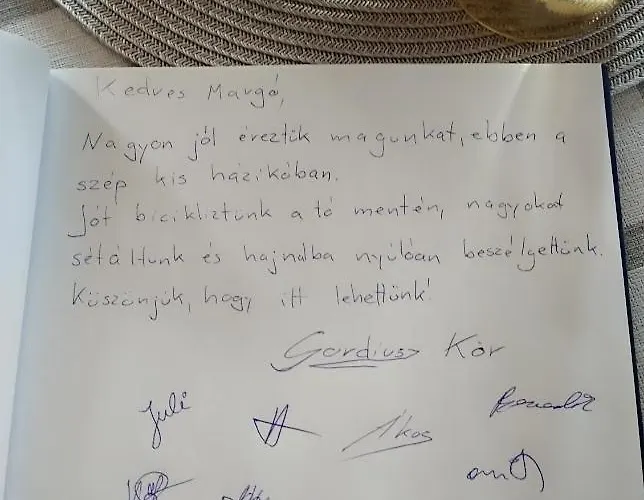 Akacvirag Vendeghaz